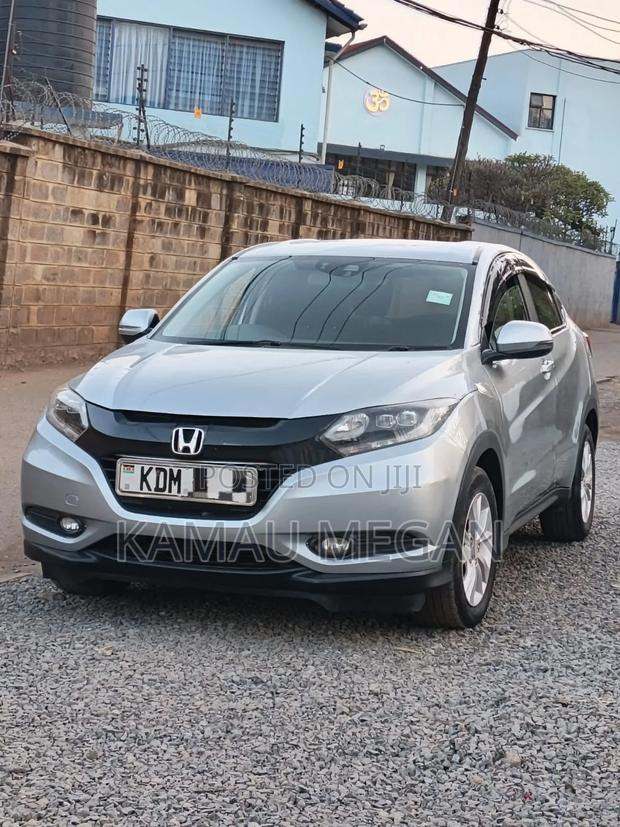 Honda Fit 2018 Silver