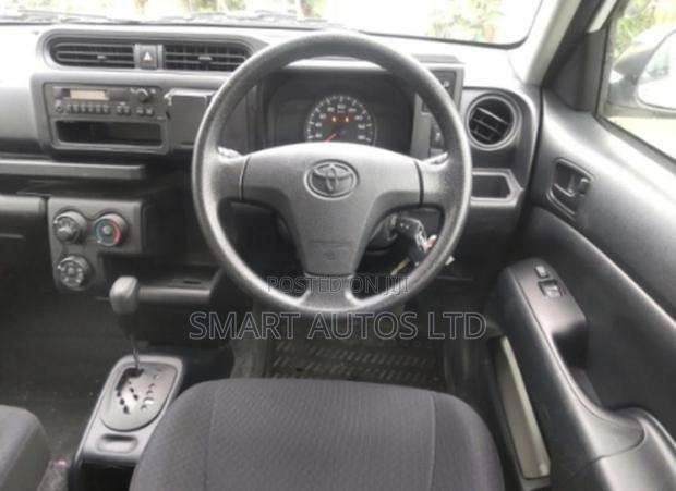 Toyota Probox 1.5 F 2WD 2020