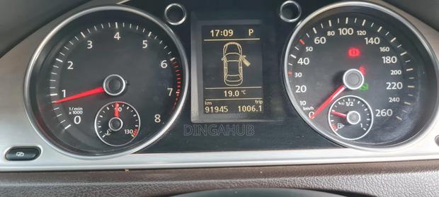 Volkswagen Passat 2013 Black