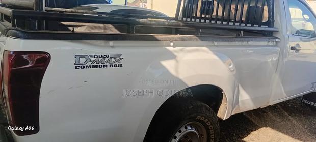 Isuzu D-MAX 2020 White