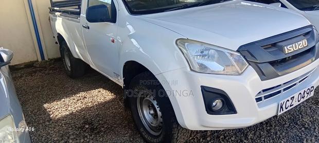 Isuzu D-MAX 2020 White