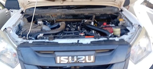 Isuzu D-MAX 2020 White