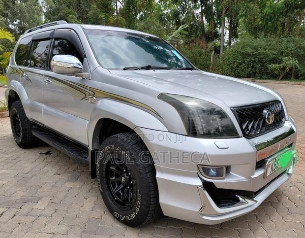 Toyota Land Cruiser Prado 2005 Silver