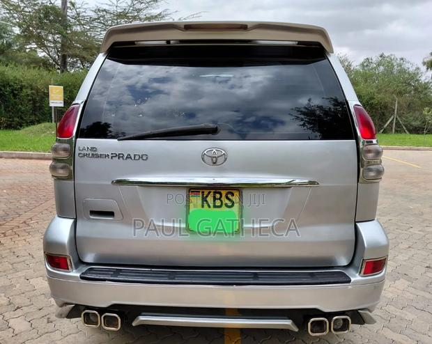 Toyota Land Cruiser Prado 2005 Silver