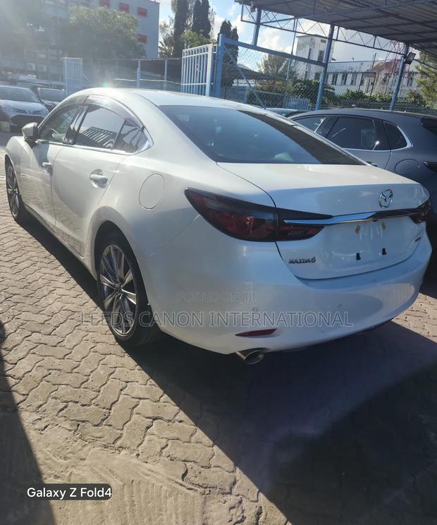 Mazda Atenza 2019 White