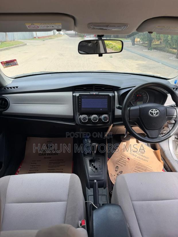 Toyota Axio 2018 Silver
