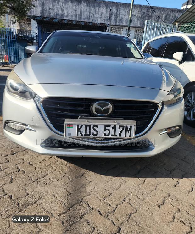 Mazda Axela 2017 Silver