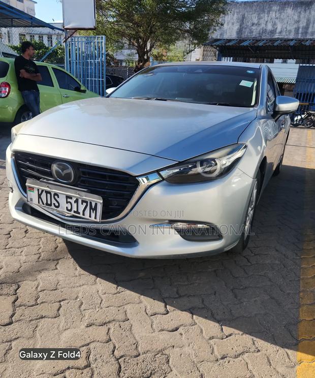 Mazda Axela 2017 Silver