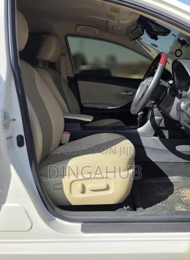 Toyota Premio 2017 White