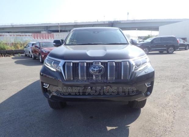 Toyota Land Cruiser Prado 2023 Matt Black
