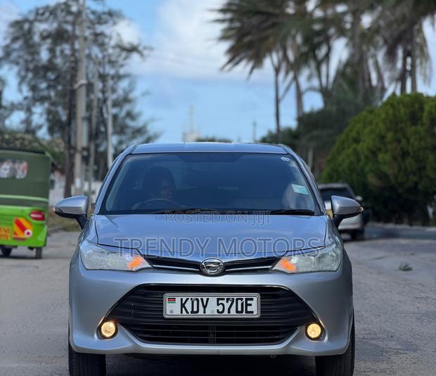 Toyota Axio 2016 Silver