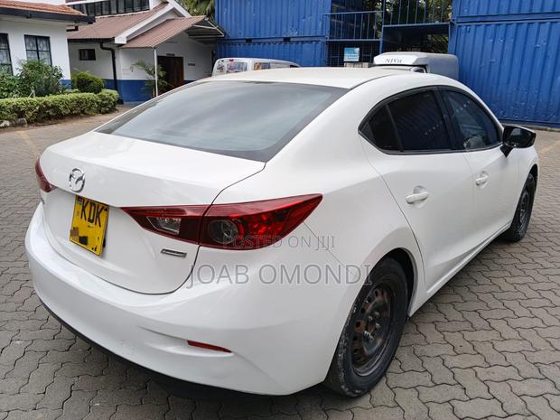 Mazda Axela 2015 White