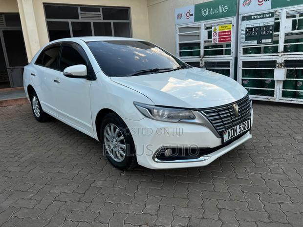 Toyota Premio 2017 White