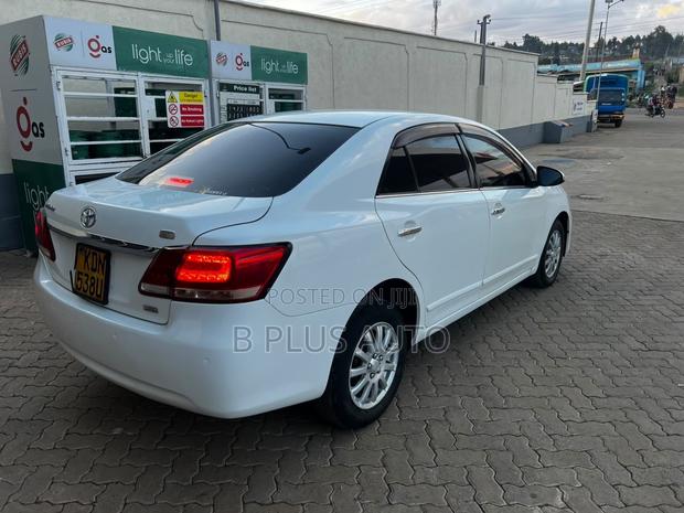 Toyota Premio 2017 White