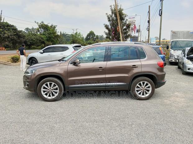 Volkswagen Tiguan 2014 Brown