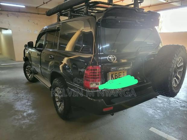 Toyota Land Cruiser Prado 2001 Black