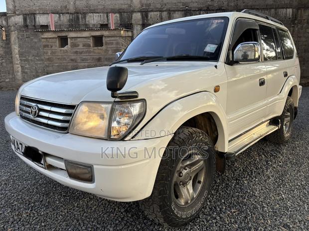 Toyota Land Cruiser Prado 3.0 TD 2000 White