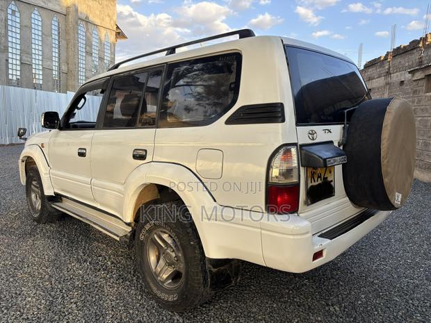 Toyota Land Cruiser Prado 3.0 TD 2000 White