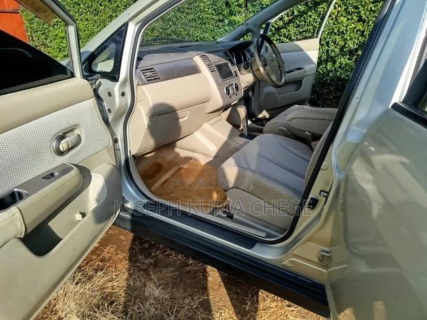 Nissan Tiida 2008 Gold