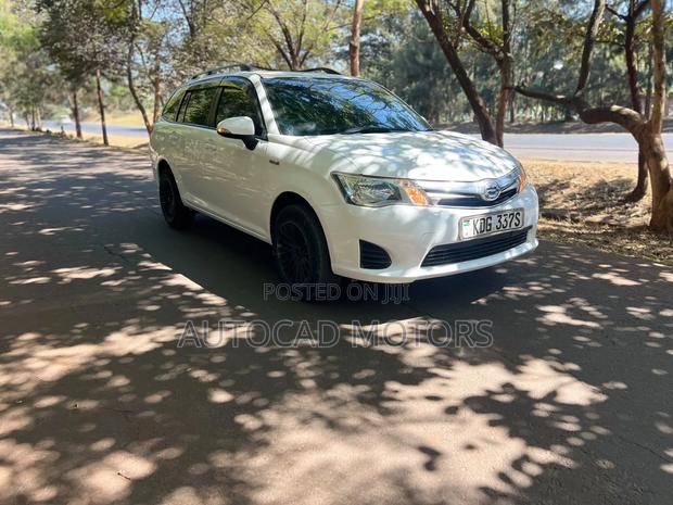 Toyota Corolla Fielder 2014 White