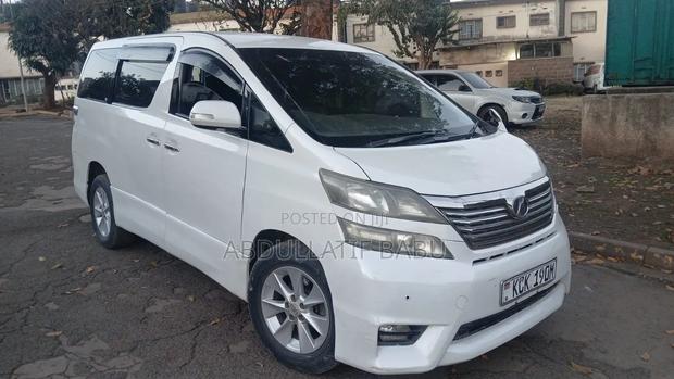 Toyota Alphard 2009 White
