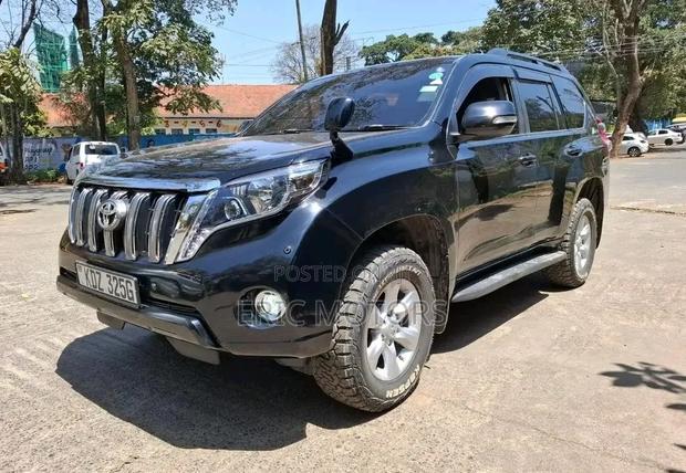 Toyota Land Cruiser Prado 2012 Black