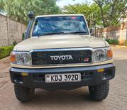 Toyota Land Cruiser 2008 Yellow for sale