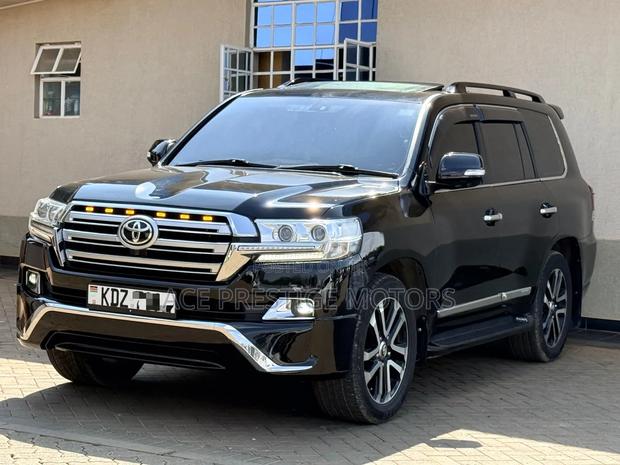 Toyota Land Cruiser 2012 Black