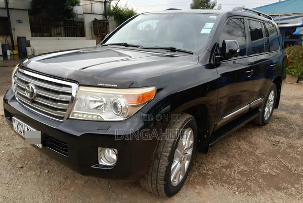 Toyota Land Cruiser 2012 Black