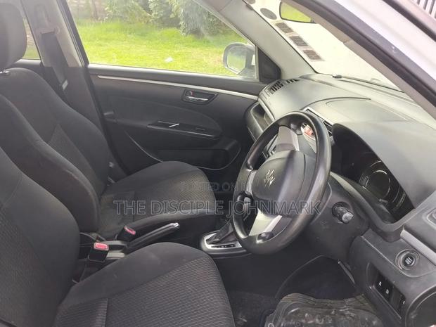 Suzuki Swift 2013 White