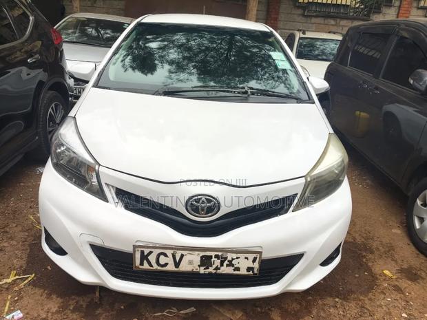 Toyota Vitz 2012 White
