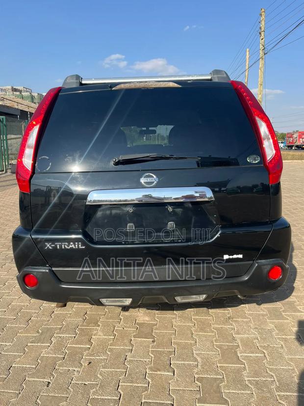 Nissan X-Trail 2010 Black