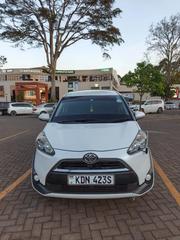 Toyota Sienta 2016 White for sale