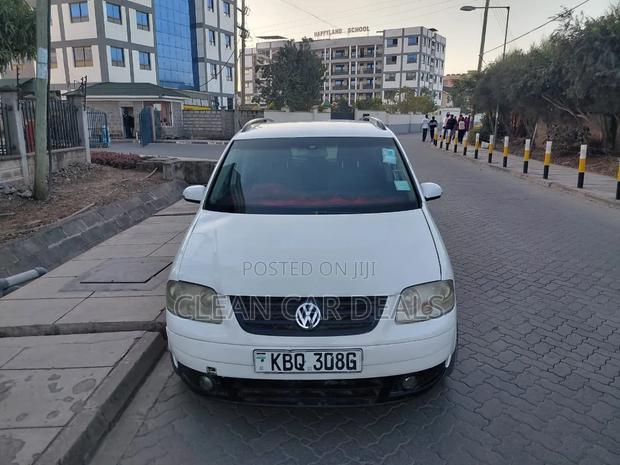 Volkswagen Touran 2003 White