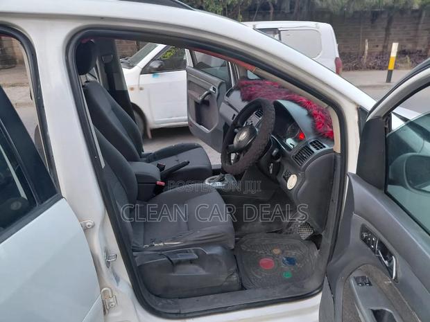Volkswagen Touran 2003 White