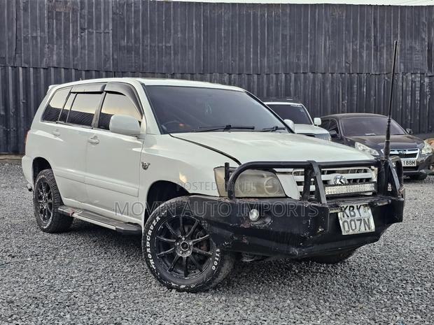 Toyota Kluger 2007 White