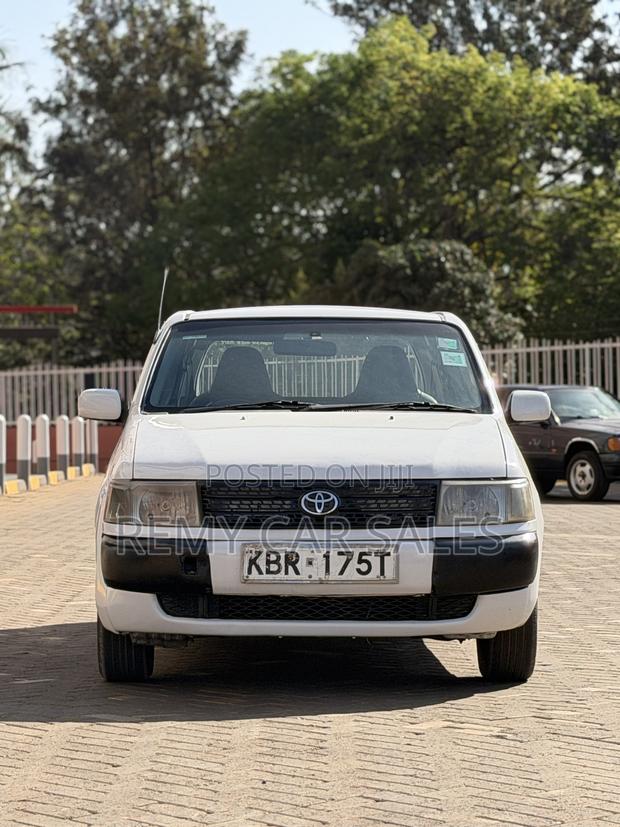 Toyota Probox 2006 White