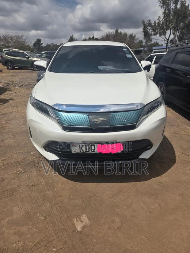 Toyota Harrier 2017 White