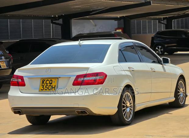 Mercedes-Benz E350 2011 White