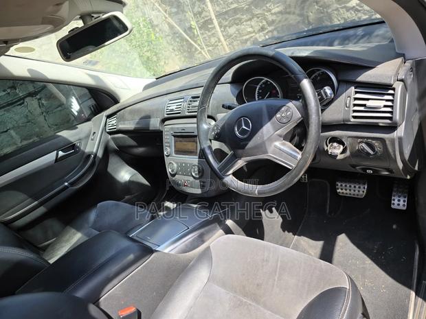 Mercedes-Benz R-Class 2013 Black