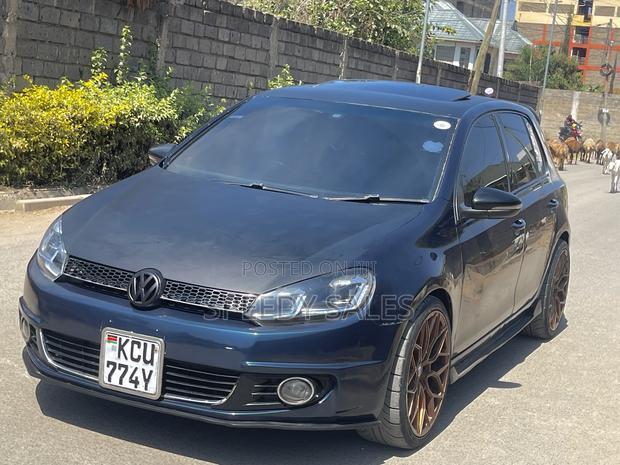 Volkswagen Golf R 2012