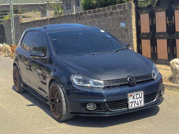 Volkswagen Golf R 2012