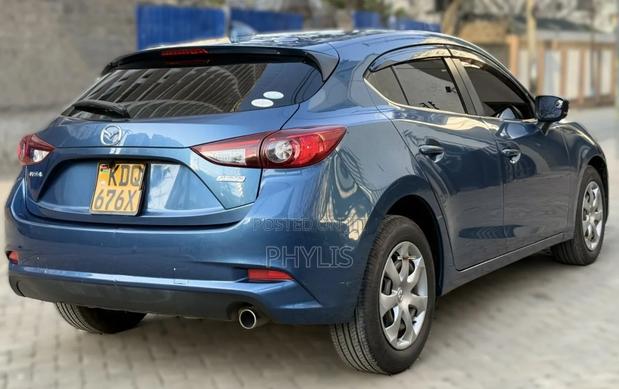 Mazda Axela 2016 Blue