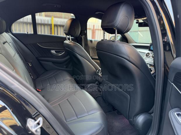 Mercedes-Benz C200 2019 Black