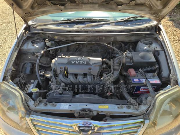 Toyota Corolla 2005 Silver