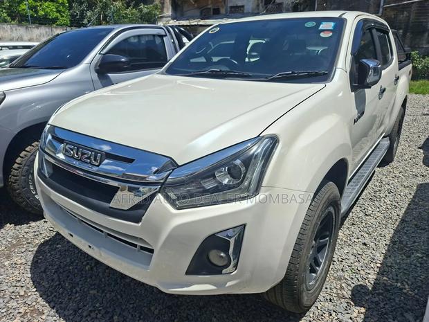 Isuzu D-MAX 2018 White