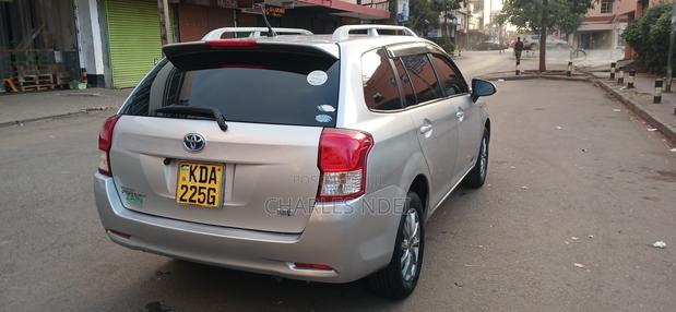 Toyota Corolla Fielder 2014 Silver