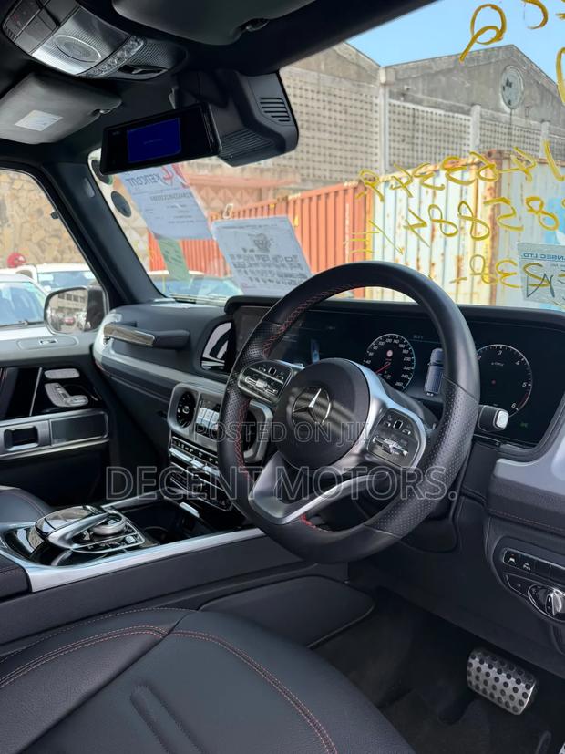 Mercedes-Benz G-Class 2021 Maroon