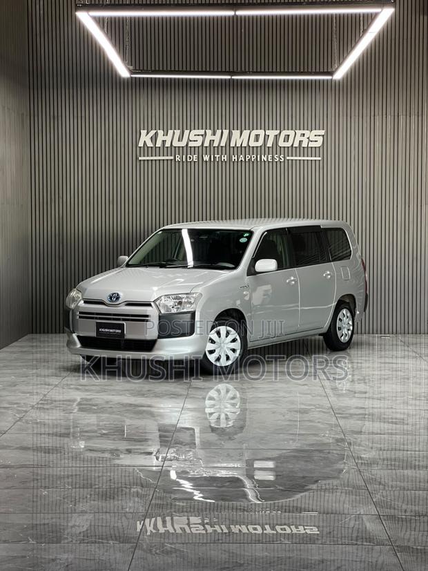 Toyota Succeed 2019 Silver