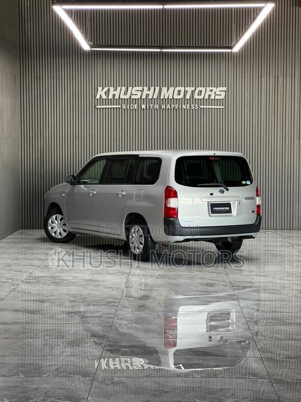 Toyota Succeed 2019 Silver